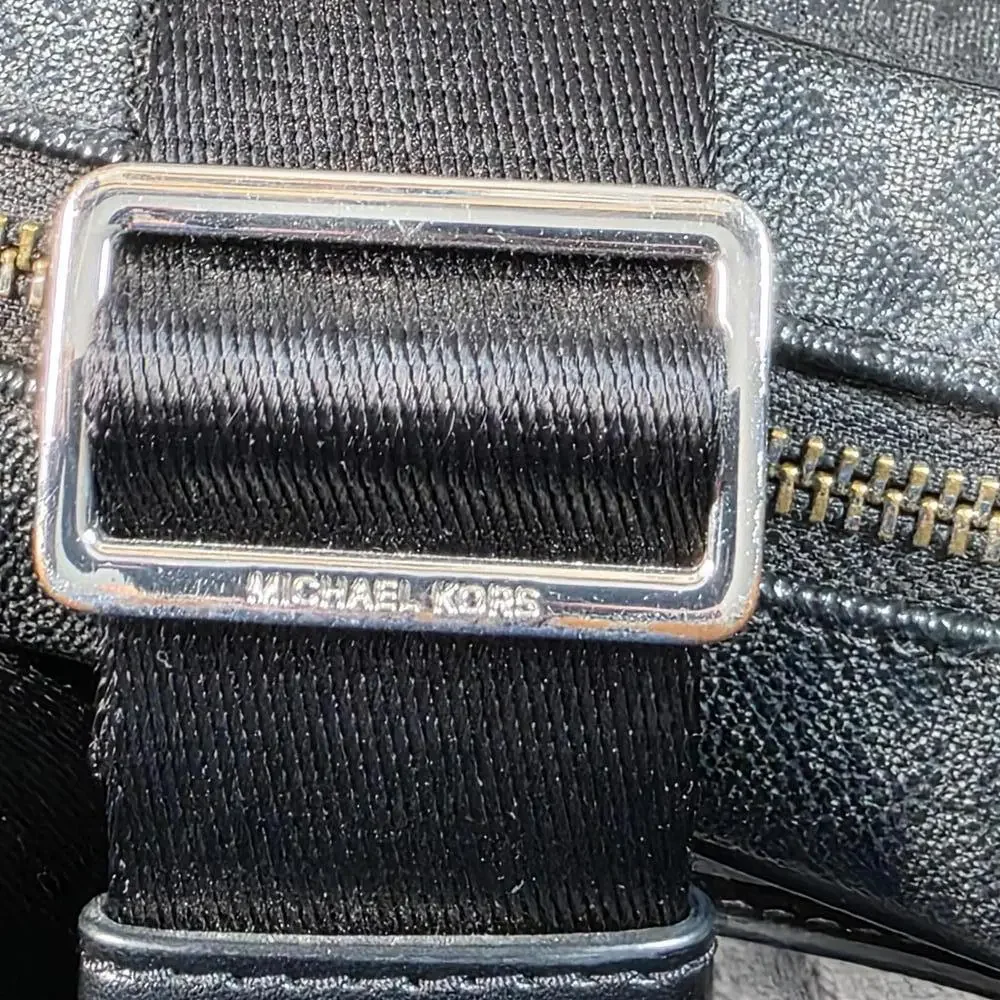 Michael Kors Kenley Black Crossbody